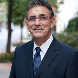 Meet your Posher, Louis